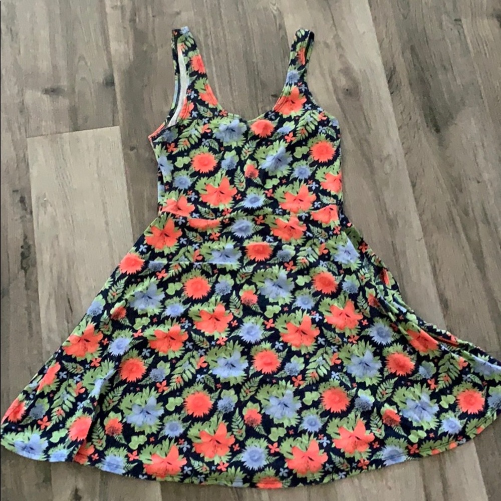Medium flower dress